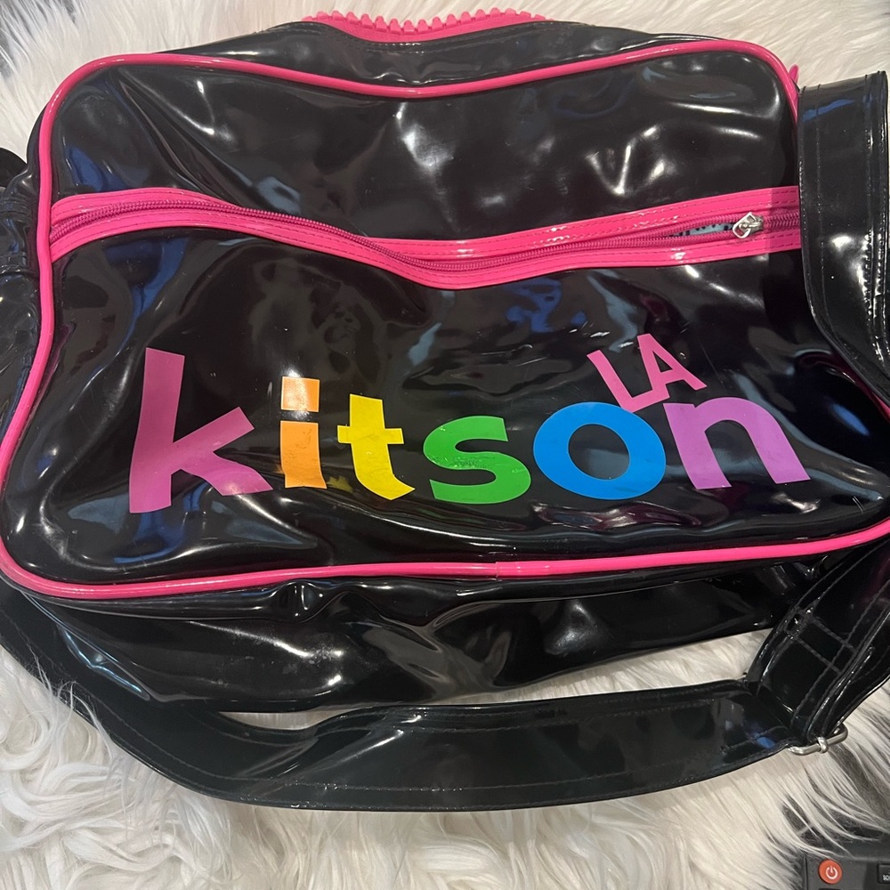KITSON LA‎ MESSAGE BAG